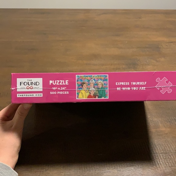 Golden Girls 500 Piece Puzzle Stay Golden Betty White Assemble into Picture Wall - Picture 3 of 5